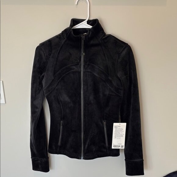 Lululemon NWT Define Jacket Velvet Black Size 6 - Picture 1 of 10